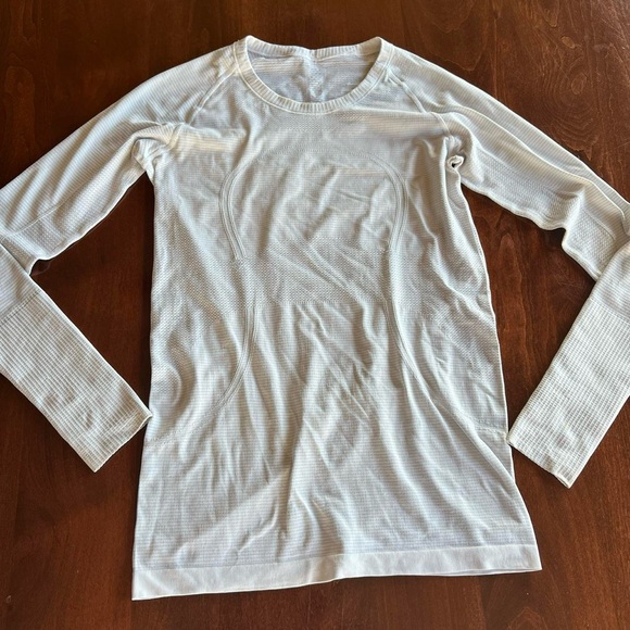 lululemon athletica Tops - ❌SOLD❌ Lululemon Long Sleeve Top